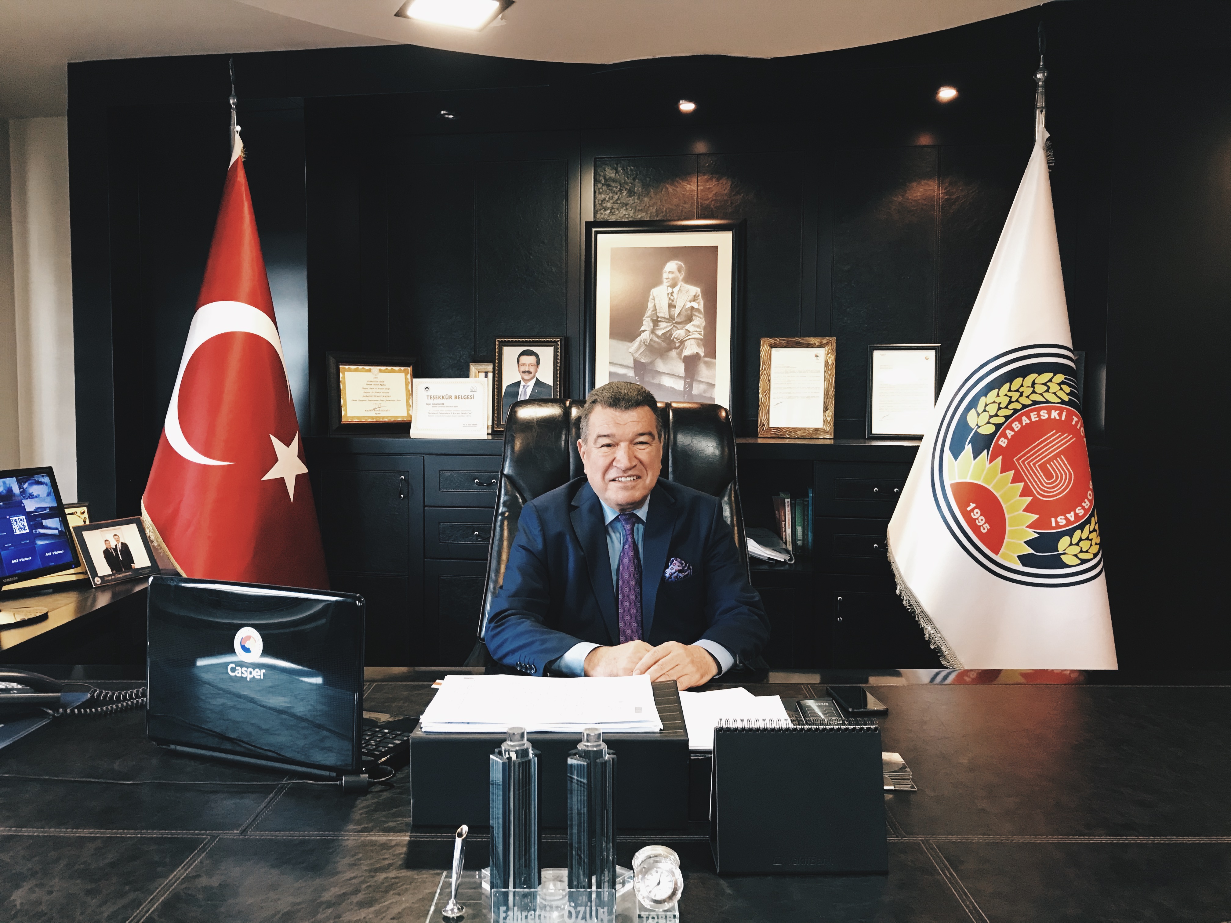 1 MAYIS EMEK VE DAYANIŞMA GÜNÜ KUTLU OLSUN